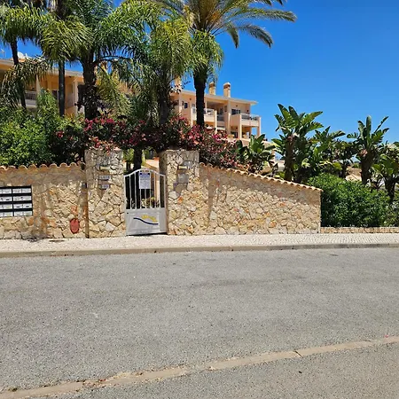 Sea Shimmer 3 Bedroom 2 Bath 3 Terraces شقة لول